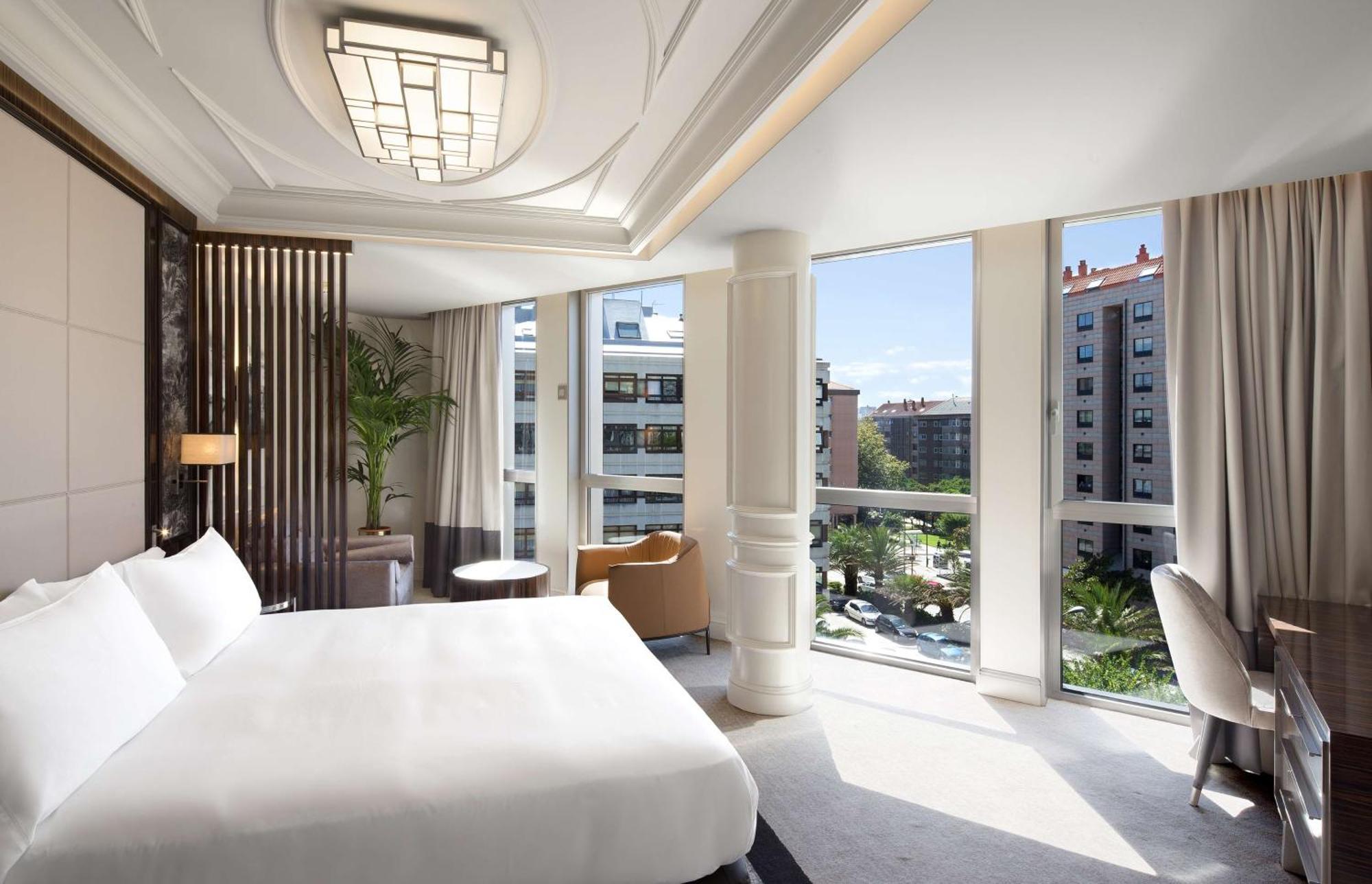 Deluxe King Room,1557087919:JPEG